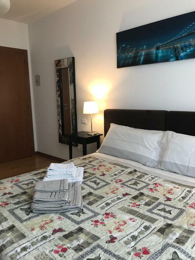 Appartamenti Portavenezia Pádua Exterior foto