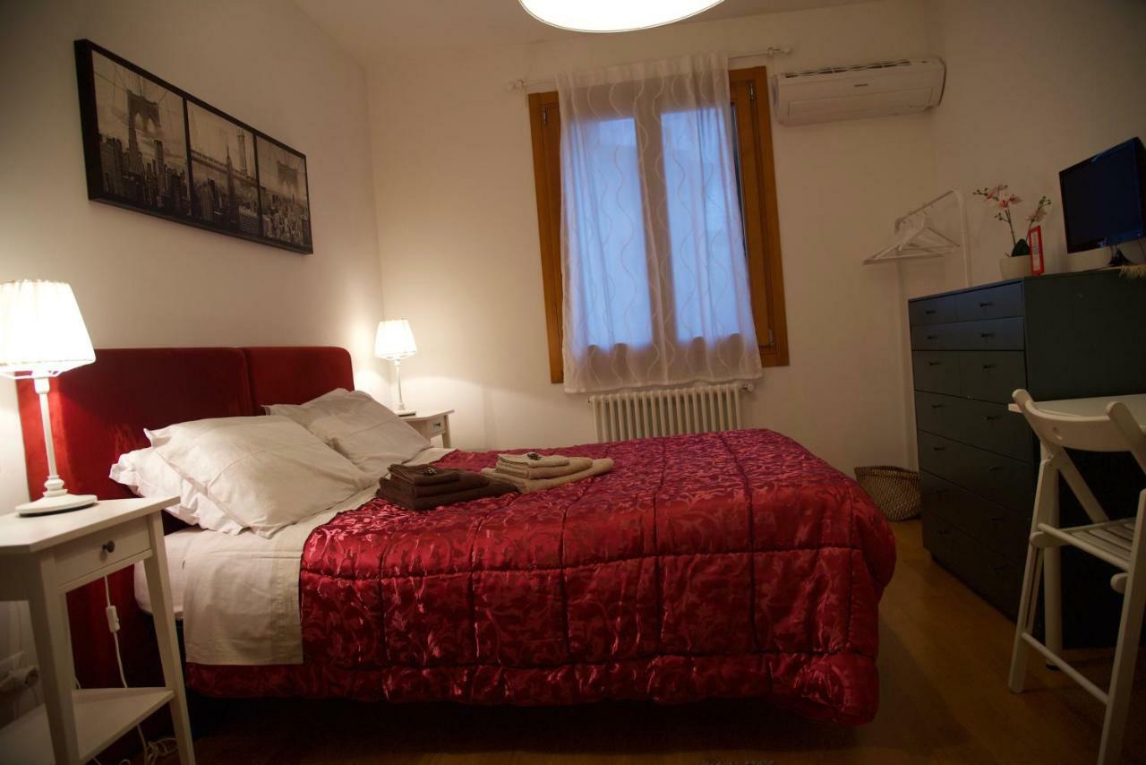 Appartamenti Portavenezia Pádua Exterior foto