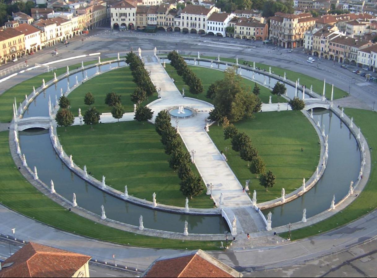 Appartamenti Portavenezia Pádua Exterior foto